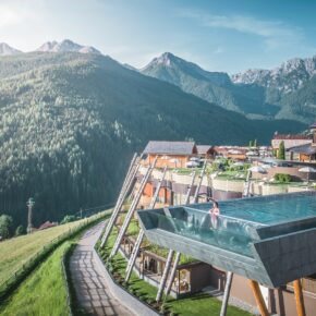 Wellness: 5 Tage in Südtirol im TOP 4.5* Hotel mit Frühstück & Sky-Pool nur 628€