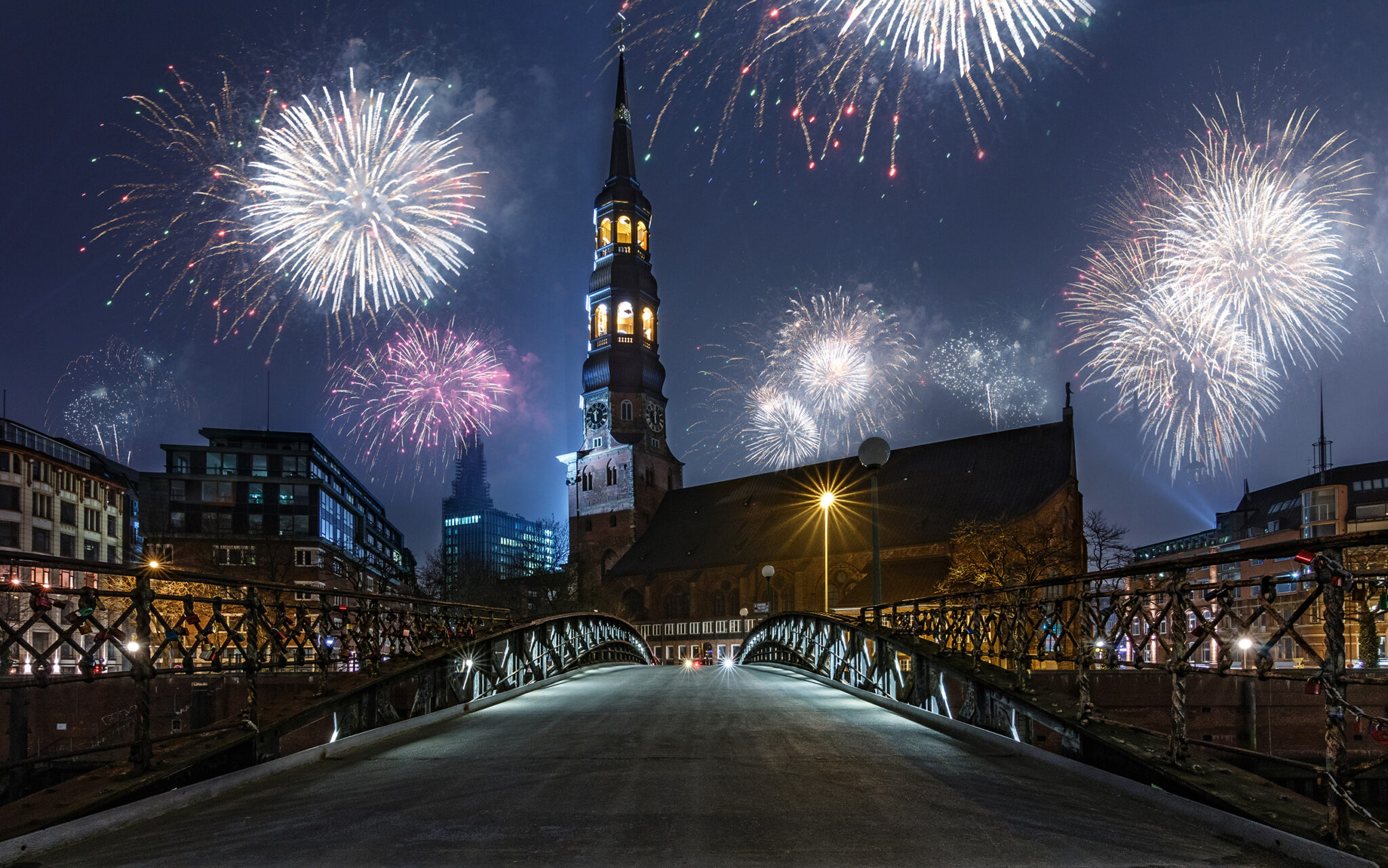 Silvester in Hamburg 2026: Tipps & Angebote