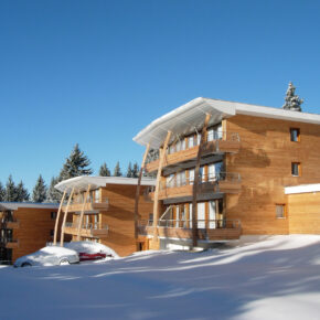 Frankreich: 8 Tage Skifahren in Chamrousse mit Apartment, Skipass & Sauna ab 69€ Frankreich: 8 Tage Skifahren in Chamrousse mit Apartment, Skipass & Sauna ab 69€