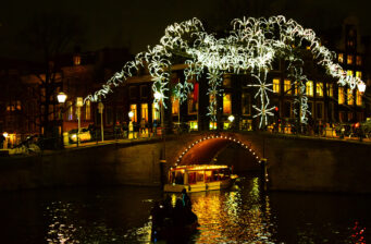 Winter in Amsterdam: 2 Tage im TOP 4* Hotel nahe Stadtzentrum für NUR 77€