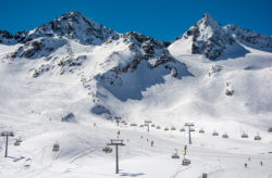 7 schneesichere Skigebiete in Österreich, Frankreich & der Schweiz