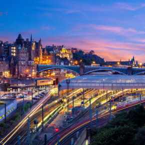 Schottland Edinburgh Waverley