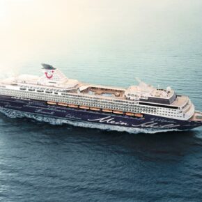 Mit Mein Schiff durchs Mittelmeer: 8 Tage nach Griechenland, Zypern & Israel mit Premium Alles Inklusive nur 549€