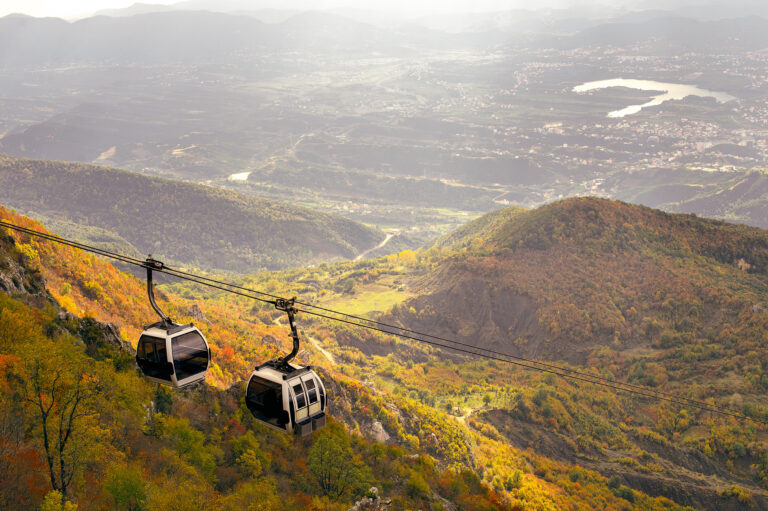 Albanien Tirana Seilbahn