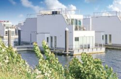 Hausboot an der Ostsee: 8 Tage im schwimmenden Haus mit Sauna nur 198€ p.P.