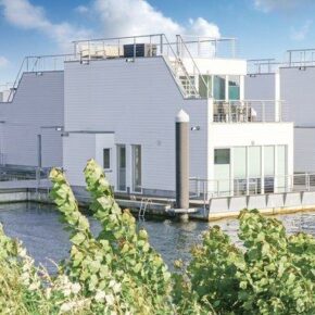 Hausboot an der Ostsee: 8 Tage im schwimmenden Haus mit Sauna nur 227€ p.P.