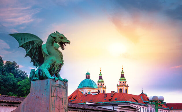 Slowenien Ljubljana Drachenbruecke