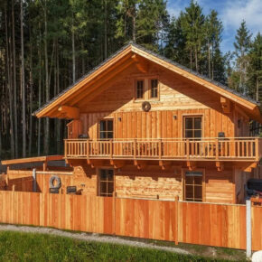 Luxus am Wochenende: 3 Tage Bayern im eigenen 5* Chalet mit Frühstück, Wellness & Extras für 445€ Luxus am Wochenende: 3 Tage Bayern im eigenen 5* Chalet mit Frühstück, Wellness & Extras für 445€