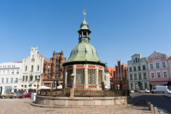 Urlaub in Mecklenburg-Vorpommern: Wismar Marktplatz