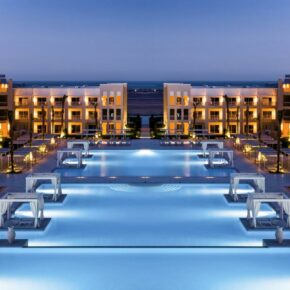 Luxus: 7 Tage im TOP 5* Hotel in Makadi Bay mit All Inclusive, Flug, Zug & Transfer nur 552€
