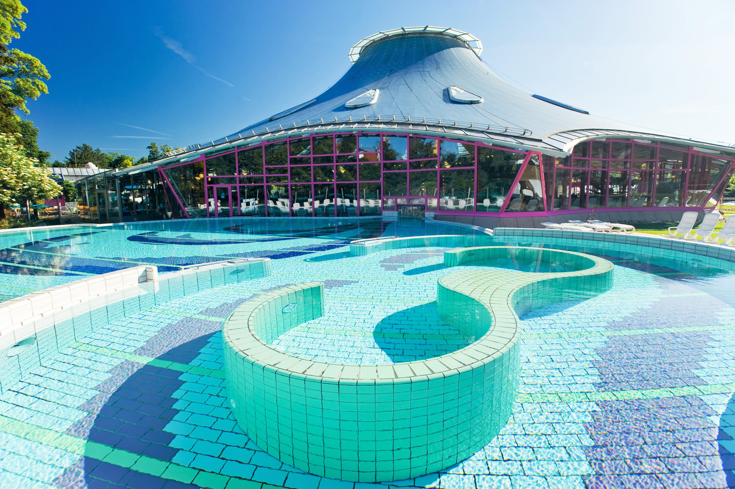 18 Therme Mit Hotel