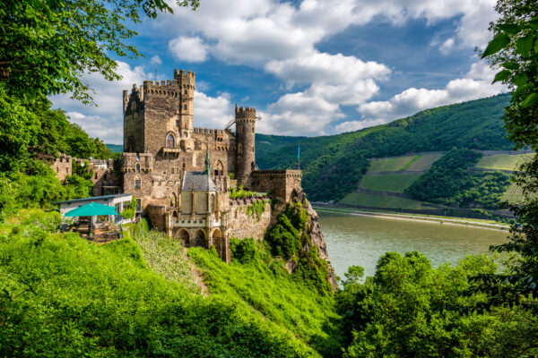 Deutschland Bingen Rhein Schloss Rheinstein