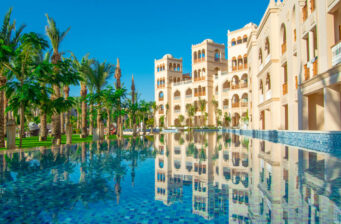 Hurghada: 8 Tage im luxuriösen 4* Hotel mit All Inclusive, Juniorsuite, Flug & Transfer ...
