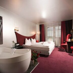 2 Tage im TOP 4.5* Kuschelhotel für Pärchen inkl. Frühstück, SPA & vielen Extras ab 172€ 2 Tage im TOP 4.5* Kuschelhotel für Pärchen inkl. Frühstück, SPA & vielen Extras ab 172€