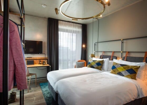 Amsterdam Four Elements Hotel Twin Zimmer