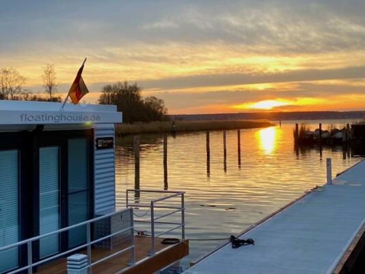 Deutschland Usedom Well Hausboot Hafen