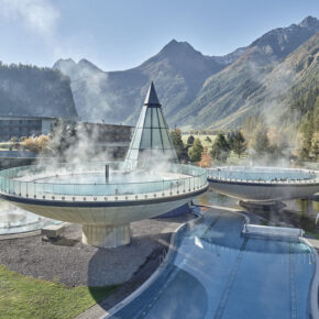 Aqua Dome: 2 Tage Wellness im TOP 4.5* Luxus-Hotel mit Panoramablick, Halbpension & Therme ab 185€ Aqua Dome: 2 Tage Wellness im TOP 4.5* Luxus-Hotel mit Panoramablick, Halbpension & Therme ab 185€