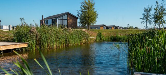 Super-Summer-Sale bei EuroParcs: 4 Tage Niederlande im eigenen Ferienhaus am Wassser nur 104€ p.P.