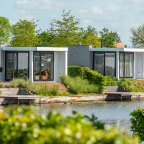 EuroParcs: 7 Tage in den Niederlanden mit eigenem Ferienhaus direkt am Wasser ab nur 104€ p.P.
