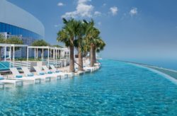 Krasser Infinitypool über Dubai: 6 Tage im TOP 5* Luxus-Resort mit Frühstück, Flug, Transfer ...