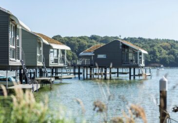 Pfahlhaus-Suiten & schwimmende Häuser: 3 Tage übers WE in der Wasserferienwelt in Rügen ...