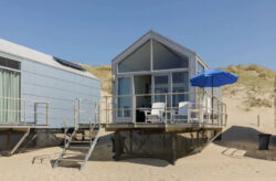 Strandhaus für die ganze Gang: 5 Tage im eigenen Beach House in Holland direkt am Meer NUR 11...