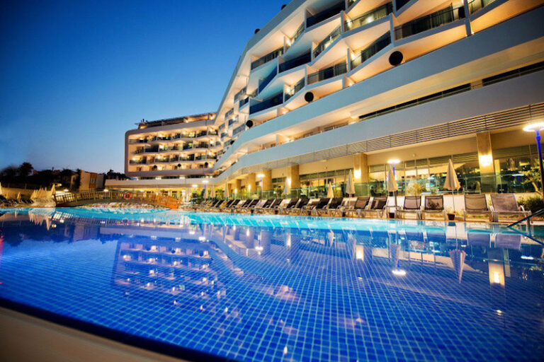 Türkei 5 Sterne Hotel Direkt Am Strand August: 7 Tage Türkei im TOP 5* Hotel mit All Inclusive, Flug