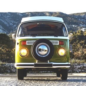 Roadtrip mit einem VW Camper Eurer Wahl: 8 Tage ab 134€ Roadtrip mit einem VW Camper Eurer Wahl: 8 Tage ab 134€