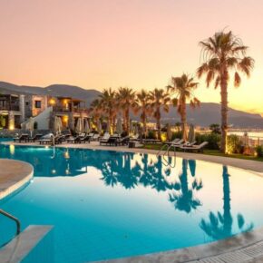 Ikaros Beach Luxury Resort Kreta: Poollandschaft