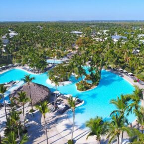 Luxus-Urlaub in der Dom Rep: 9 Tage im 4* Strandresort mit Juniorsuite, All Inclusive, Flug & Transfer für 824€