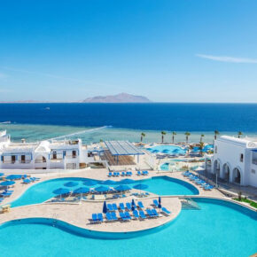 Ägypten Verwöhn-Urlaub: 6 Tage Sharm el Sheikh im TOP 5* Albatros Palace mit All Inclusive, Flug & Transfer nur 576€