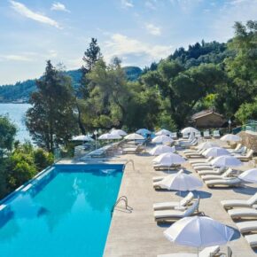 Luxus in Griechenland: 6 Tage Korfu im 5* Hotel mit All Inclusive, Flug & Extras nur 351€