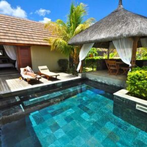 Einfach ein Traum: 8 Tage Mauritius in einer schicken Luxusvilla mit Privatpool nur 1157€