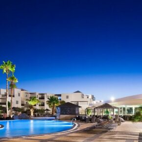 Last Minute Sonne tanken auf Lanzarote: 4 Tage im 4* Hotel inkl. Halbpension & Flug ab 248€