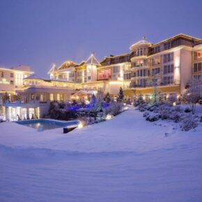 Entspannung: 2 Tage im TOP 4.5* Schloss in Tirol mit Verwöhnpension & Wellness nur 129€