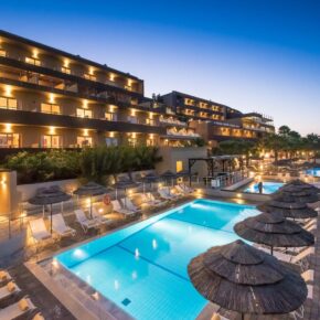 Griechenland: 7 Tage Kreta im 4* Hotel inkl. All Inclusive, Flug, Transfer & Zug nur 367€
