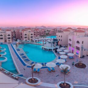 Ägyptenurlaub: 7 Tage im TOP 4* Hotel mit All Inclusive, Flug & Zug für 475€ Ägyptenurlaub: 7 Tage im TOP 4* Hotel mit All Inclusive, Flug & Zug für 475€