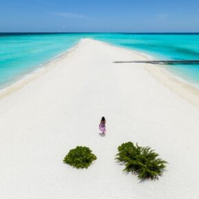 Black Week Kracher: 9 Tage Malediven im TOP 4* Resort inkl. Vollpension, Flug, Transfer & Zug für 1853€