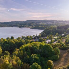 Exklusive Center Parcs Osteraktion: 4 Tage im Park Bostalsee im eigenen Ferienhaus & Eintritt zum Badeparadies exklusiv bei uns ab 98€ p.P.
