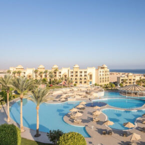 tui-serenity-makadi-beach-pool