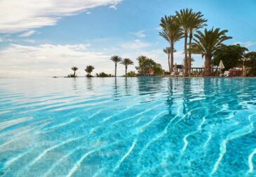 Kanaren-Kracher: 7 Tage Fuerteventura im tollen 4* Hotel mit Frühstück & Flug ab 565€