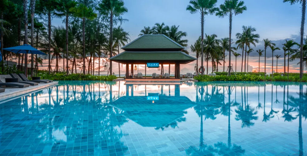 Grand Mercure Thailand Pool