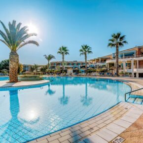 Kreta: 8 Tage im TOP 4* TUI Magic Life mit All Inclusive, Flug & Transfer ab 696€