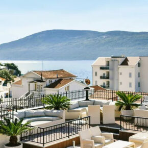 Montenegro: 8 Tage im schönen 4* Hotel mit Halbpension, Flug & Extras ab NUR 279€