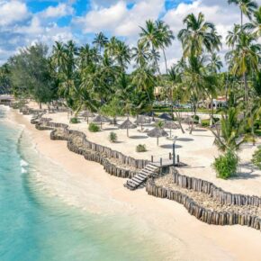 Traumurlaub: 10 Tage Sansibar im TOP 5* Resort mit Halbpension, Flug, Transfer & Zug für 1599€