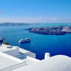 Griechenland-Hopping: 6 Tage Athen & Santorini Rundreise inklusive Frühstück, Flug & Transfer ab 714€