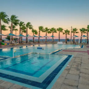 Traumhafter Inselurlaub: 6 Tage auf Kos im sehr guten 3* Hotel am Strand mit Frühstück, Flug, Transfer & Zug nur 456 €