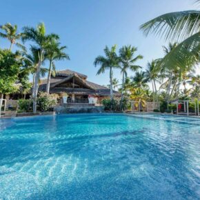 viva-wyndham-dominicus-beach-pool