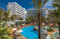 Gran Canaria mitten im Sommer: 8 Tage im TOP 4* Hotel mit Halbpension, Flug & Transfer f...