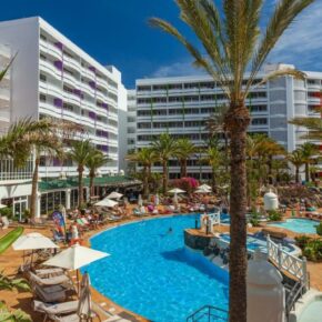 Gran Canaria mitten im Sommer: 8 Tage im TOP 4* Hotel mit Halbpension, Flug & Transfer für 568€ Gran Canaria mitten im Sommer: 8 Tage im TOP 4* Hotel mit Halbpension, Flug & Transfer für 568€